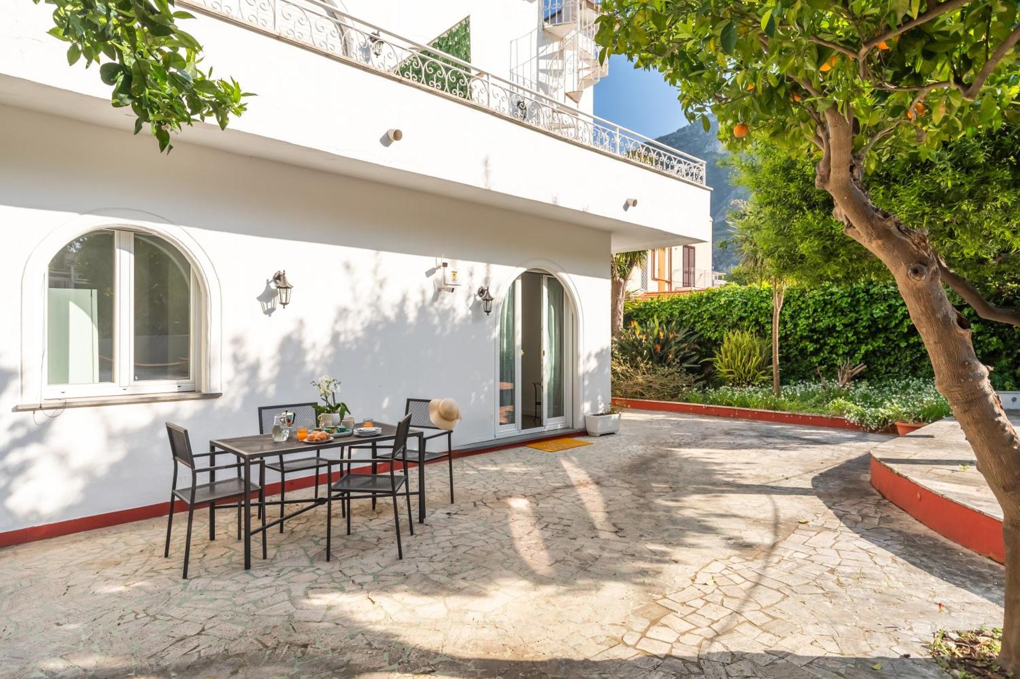 Yourhome - Villa Sorrento Meta Exterior foto